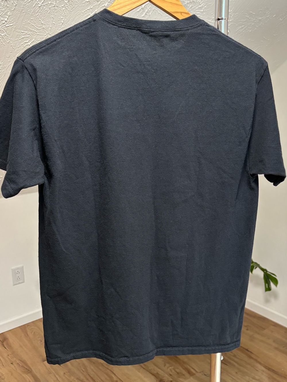Steven Rhodes retro graphic tee, Caring for Your Demon Cat, XS - Picture 2 of 7